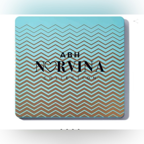 Anastasia Beverly Hills NORVINA® Pro Pigment face & body Palette Vol. 2 new - Picture 4 of 4